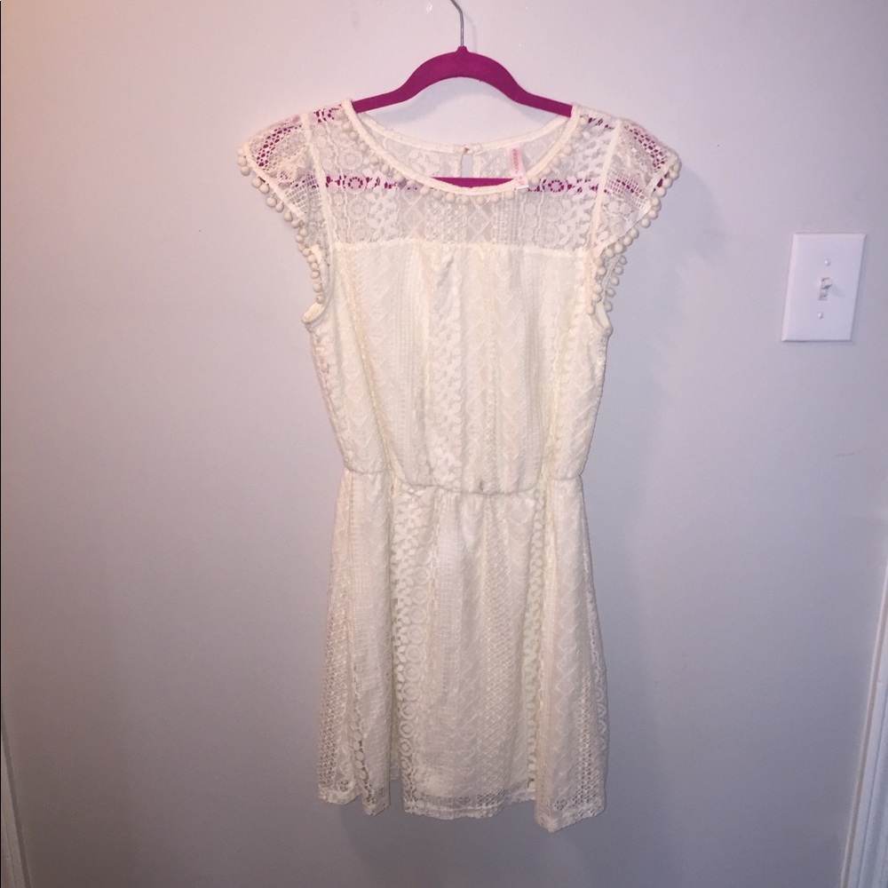 Casual lace dress